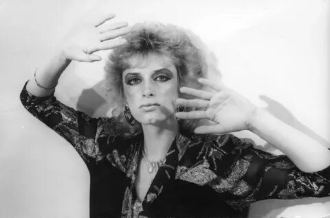 Olya Gorbacheva lesbiyan fotosurati bilan