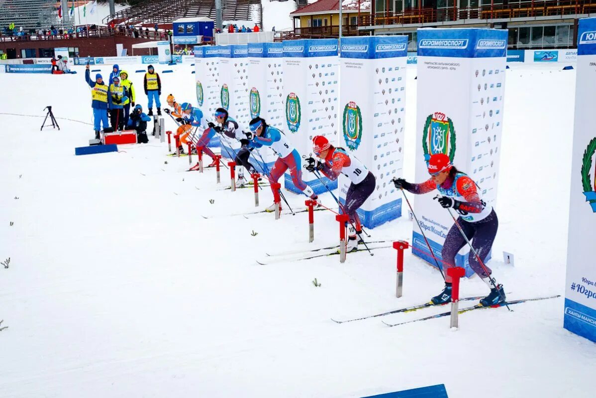Этапы кубка россии по лыжным гонкам 2024. Лыжные гонки старт спринт. Командный спринт в лыжных гонках. Индивидуальный спринт лыжные гонки. Соревнования с раздельным стартом лыжные гонки.