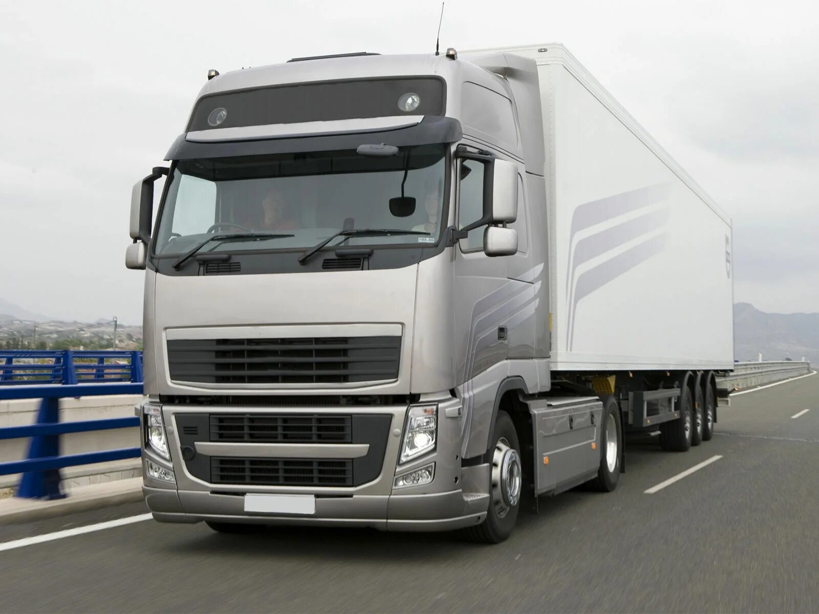 Вольво 2003 фура. Volvo fh 2008. Volvo fh 2008 год. Volvo fh 2008 год. Volvo fh 2008 год.