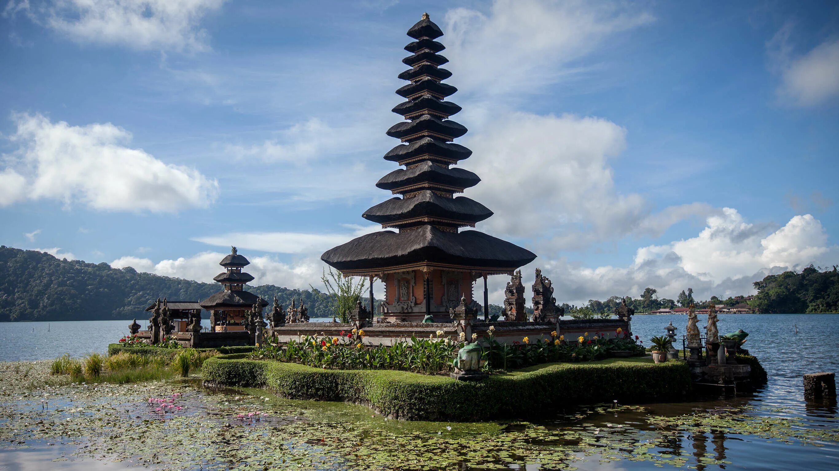 Храм улун дану Батур. Индонезия Бали. Бали и Ломбок. Генггонг (Бали). Камеры бали