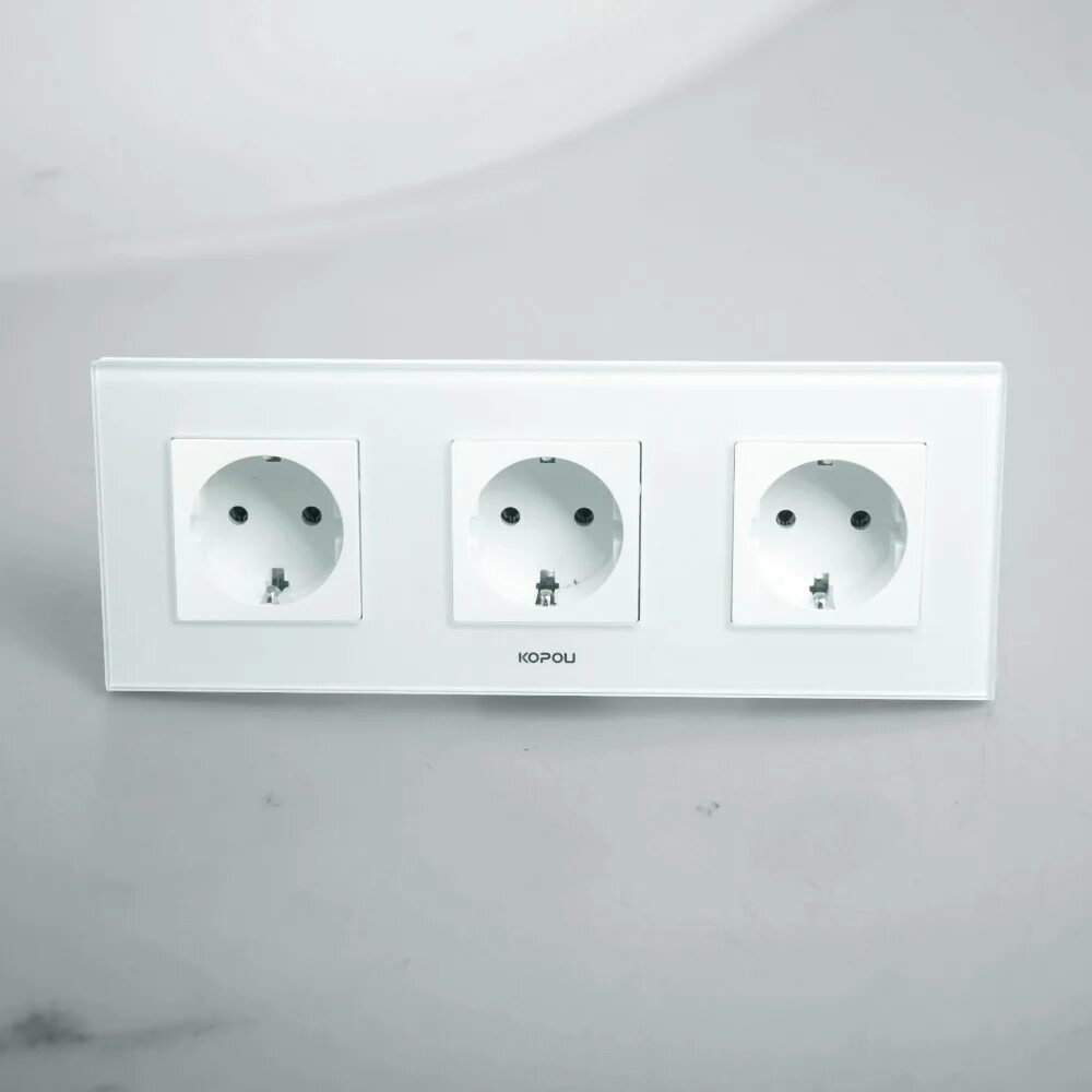 розетки белые тройные. розетки белые тройные. розетка 3-м оп олимп с заземл. розетка тройная 2к schneider electric blanca 16a 250v белая blnra000311. шнайдер наружная розетка двойная наружная.