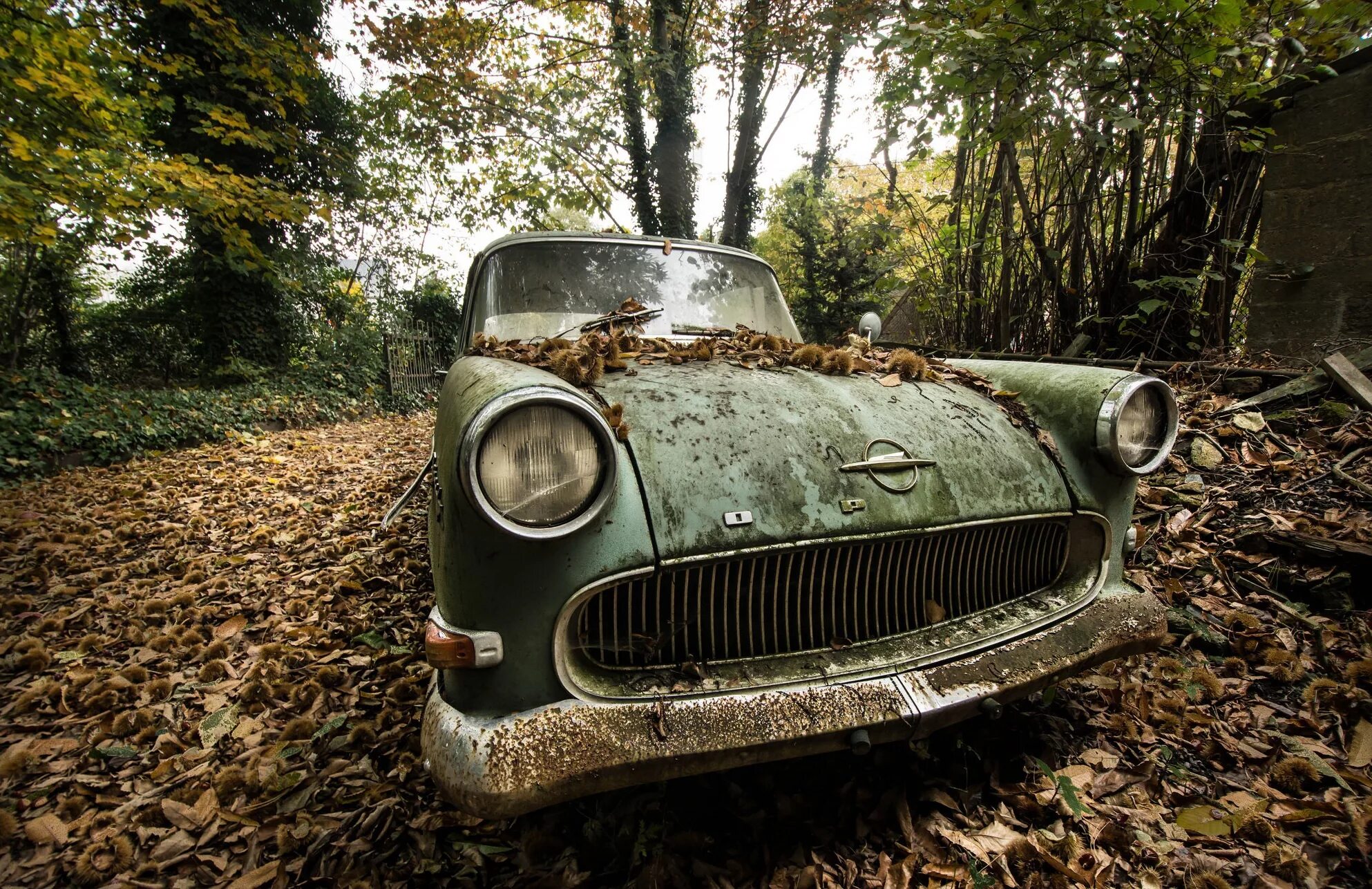 Пробег старых автомобилей. Старые машины. Очень старые машины. Опель машина Старая. Старые машины на рабочий стол.