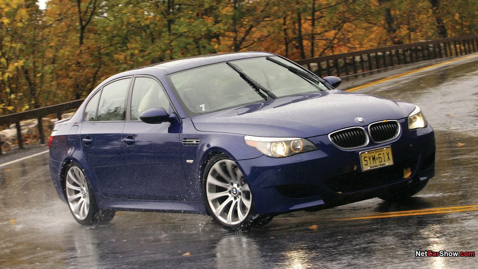 Бмв м5 бу. BMW m5 2009. BMW m5 2008. BMW m5 e60. БМВ м5 2008 года.