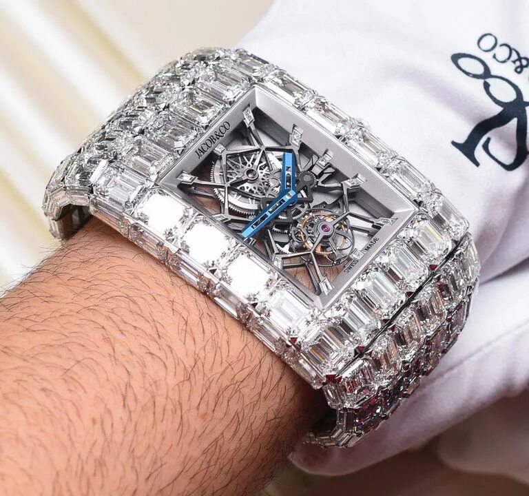 Бриллианты муж купил. Часы Jacob and co Diamond. Часы Флойда Мейвезера за 18 миллионов долларов. Бриллиантовые часы Jacob co. Jacob & co Billionaire.