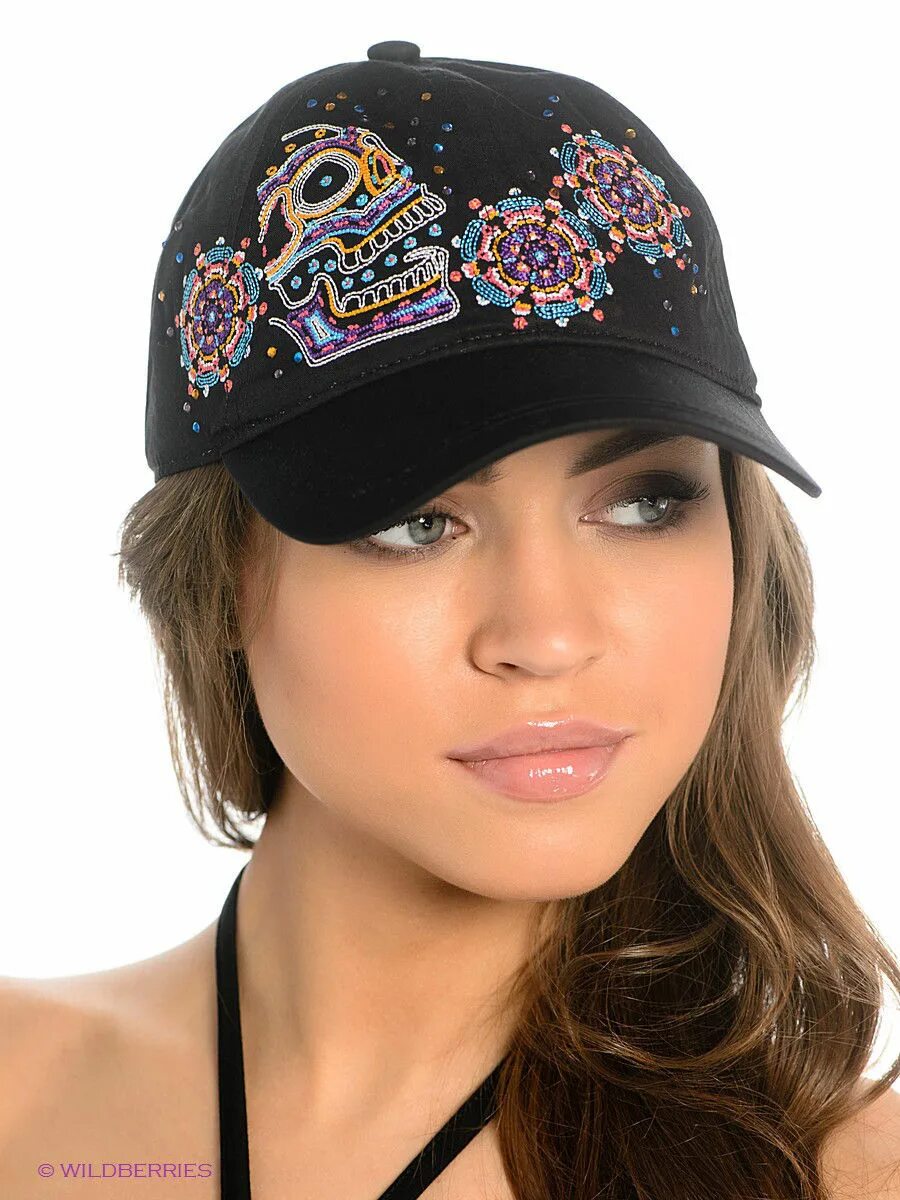 мультиколор женские бейсболки. мультиколор женские бейсболки. кепка робин рутх. мультиколор женские бейсболки. девушка в кепке.