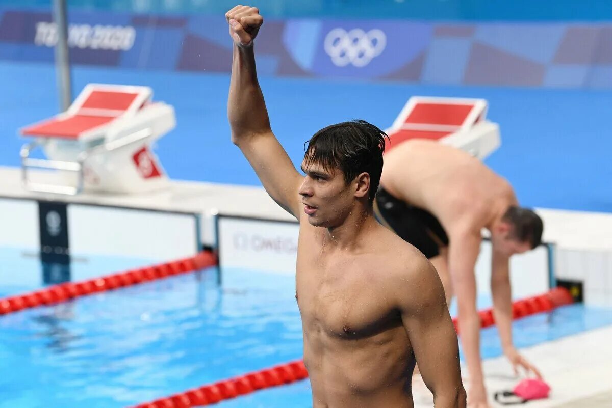 Отважен был пловец решившийся в такую. Низкий берег усыпанный кустарником тянется гладкой. Упражнение 330 по русскому языку 8 класс ладыженская. Отважен был пловец решившийся в такую. Евгений рылов олимпиада 2021.