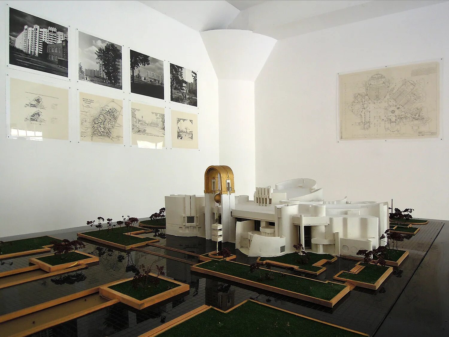 Центр визуальной культуры. Необычные выставки в москве. Выставка советский модернизм. Центр визуальной культуры. Центр визуальной культуры.