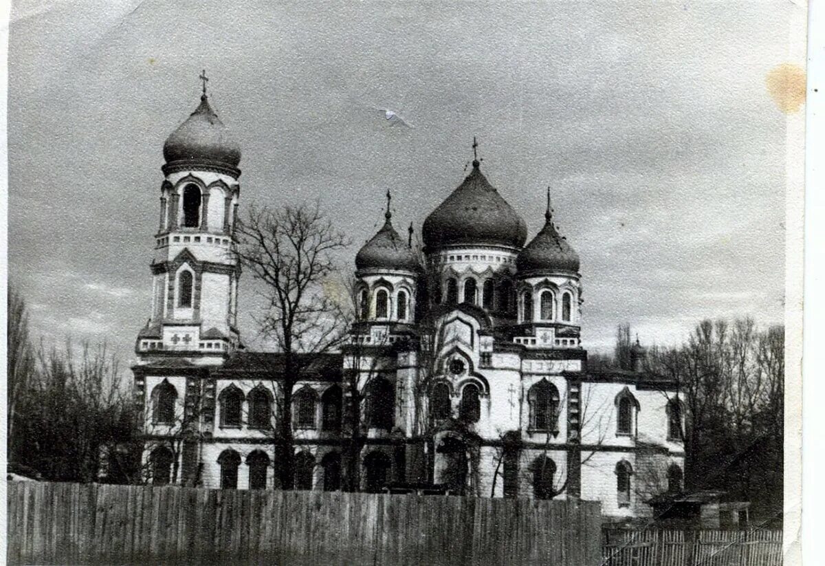 Храм курганинск. Курганинский храм Вознесения Господня. Краснодарский край город Курганинск храм. Храм Свято Вознесенский Краснодарского края. Курганинск храм святовознесения.