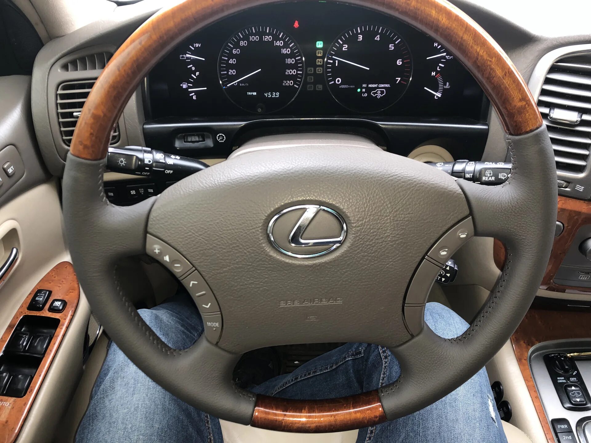 Лексус лх руль. Руль лексус lx570. Руль на lexus lx570 2008. Лексус лх руль. Руль лексус 570.