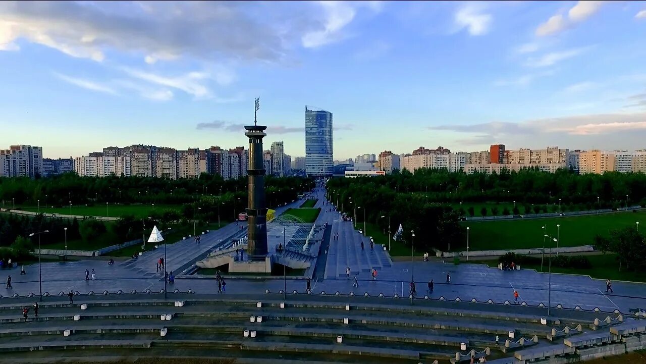 Фото летия. Парк 300-летия Санкт-Петербурга. Парк 300 летия. Приморский парк 300 летия СПБ. Приморский район СПБ парк 300-летия Петербурга.
