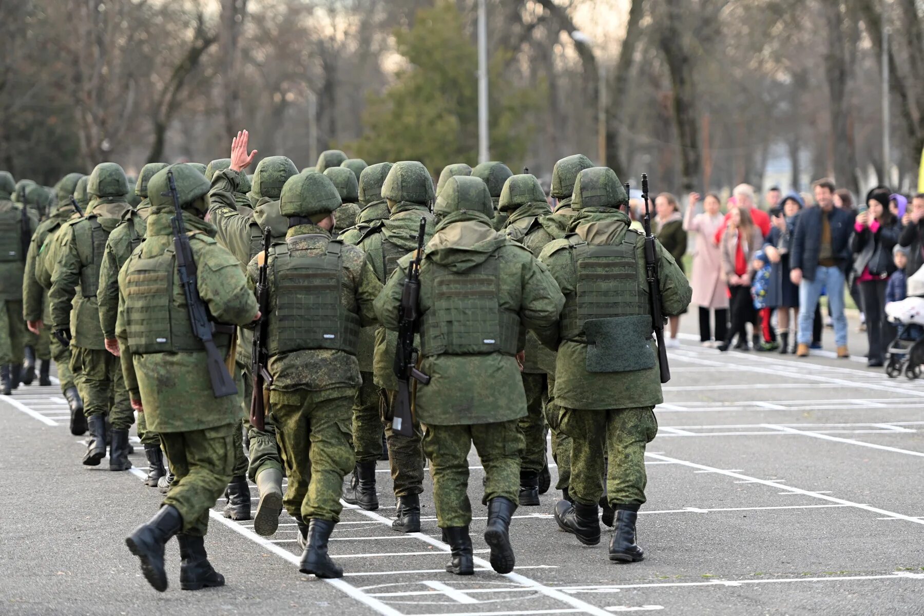 Сво майкоп. Армия Адыгеи. Военные Адыгея. Митинг военнослужащих. Мобилизация в Адыгее.