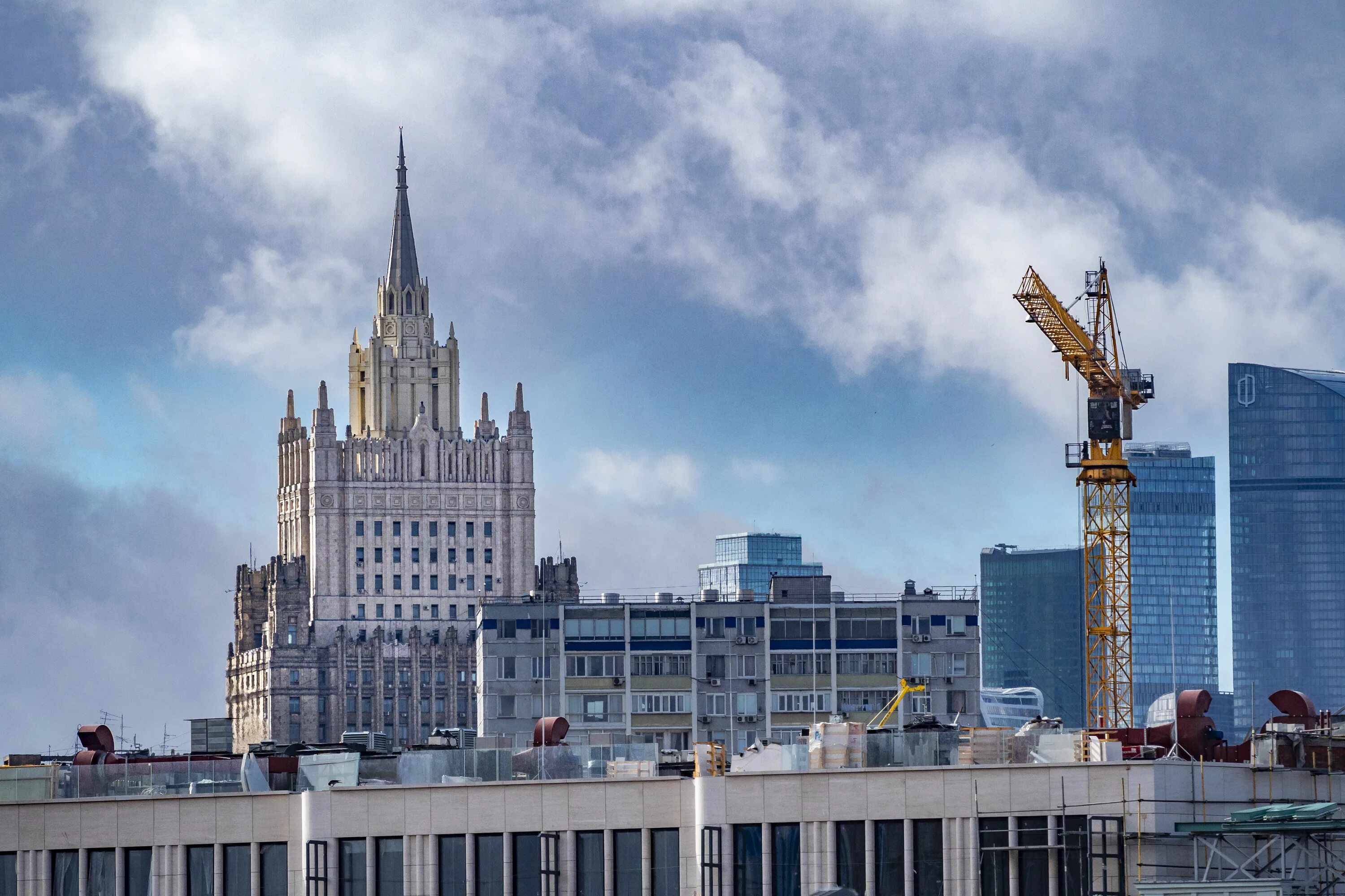 Мид сообщил. Здание министерства иностранных дел россии. Мид рф смоленская площадь. Мид рф здание. Мид россии предостерег киев.