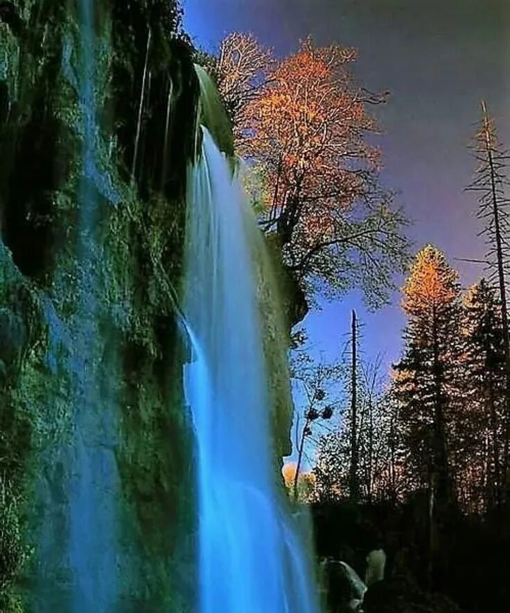 Живые картинки. Природа. Живые водопады. Мистический водопад.