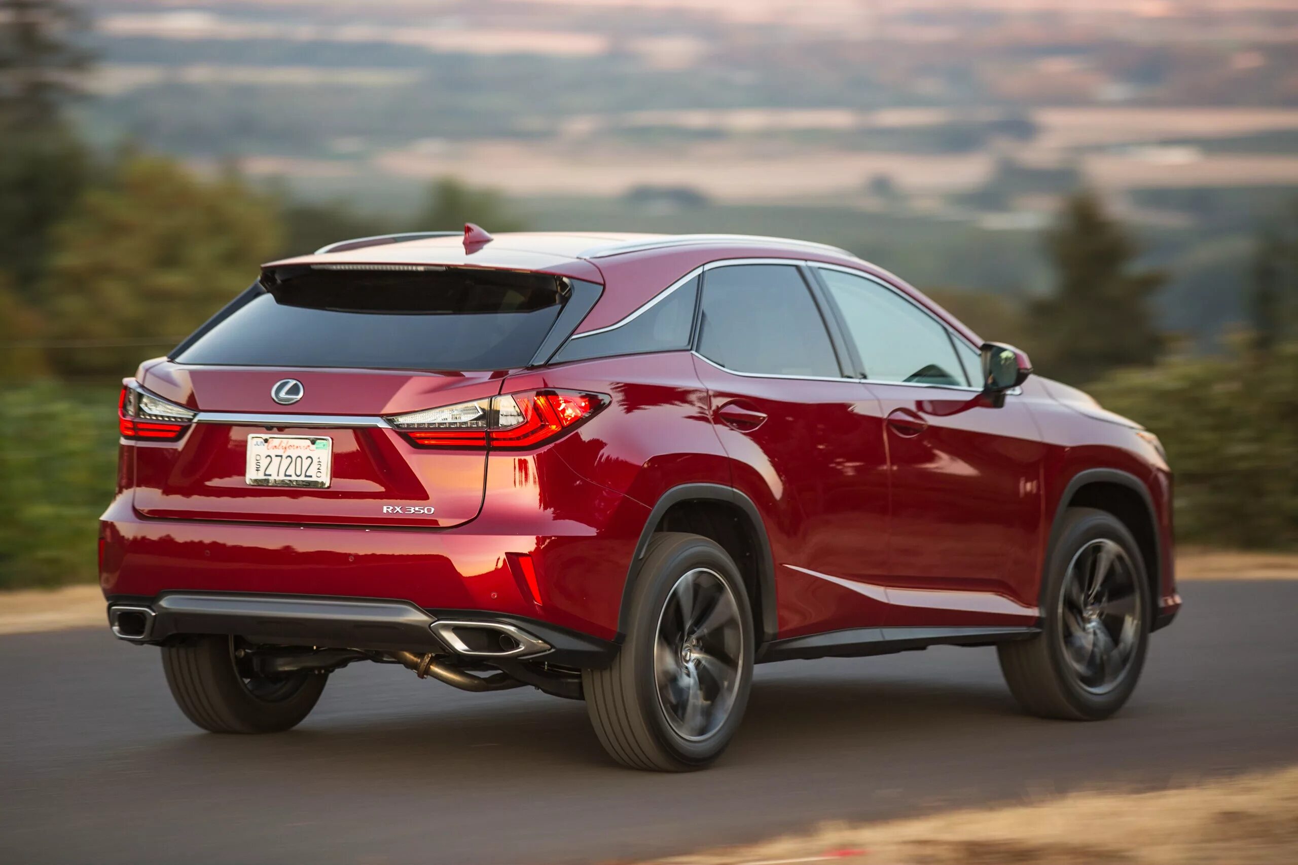 Lexus rx фото. Лексус кроссовер РХ 350. Лексус РХ 350 новый. Лексус РХ 350 2018. Лексус паркетник rx350.