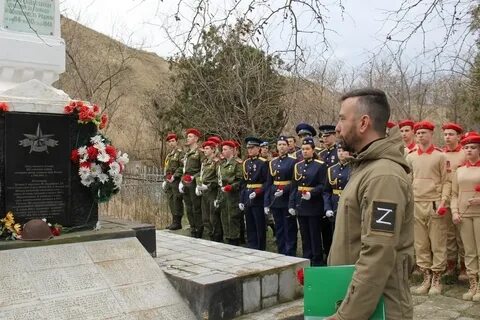 Смертью павших