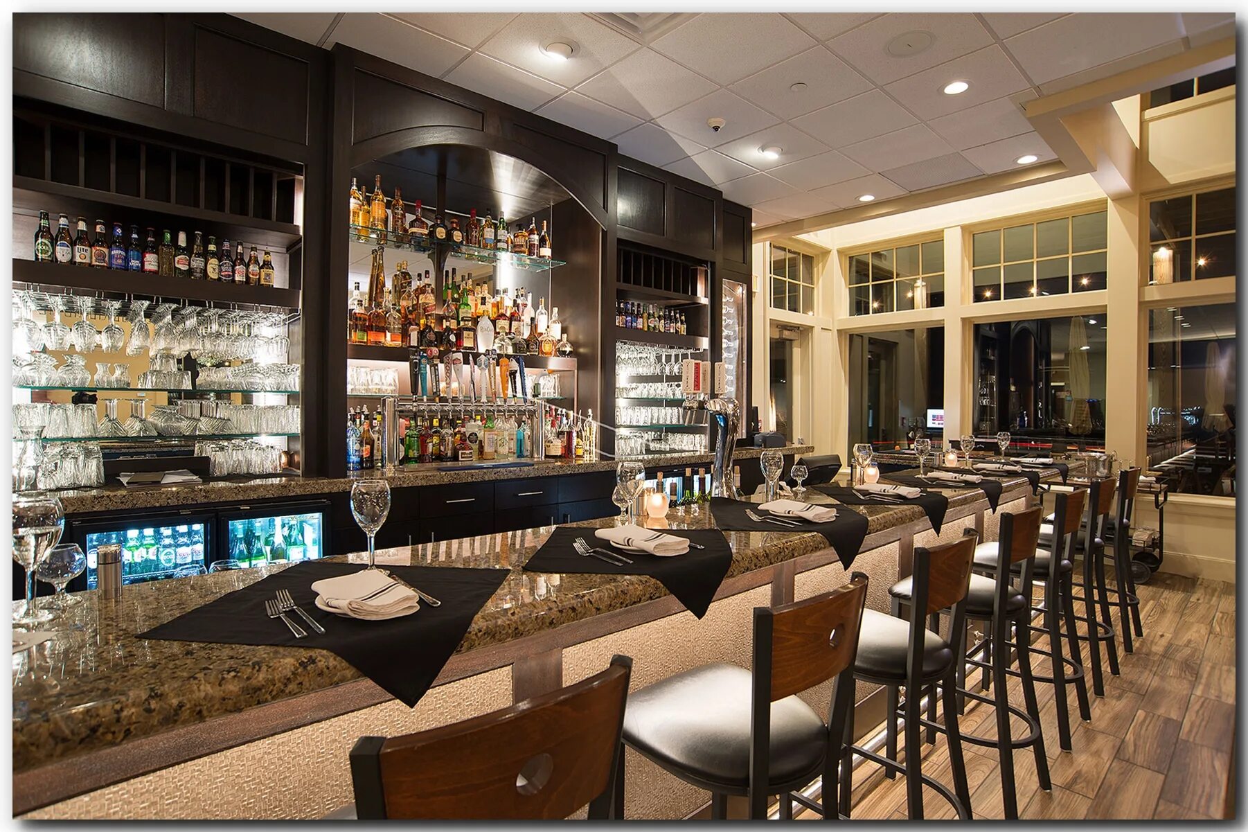 Бар италия. Итальянский бар. Italian bar. Итальянский ресторан. Бар италия москва трубная.