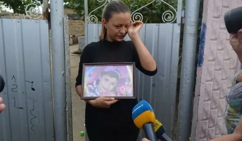 Погубили девочку