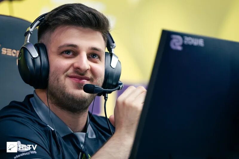 Q hero