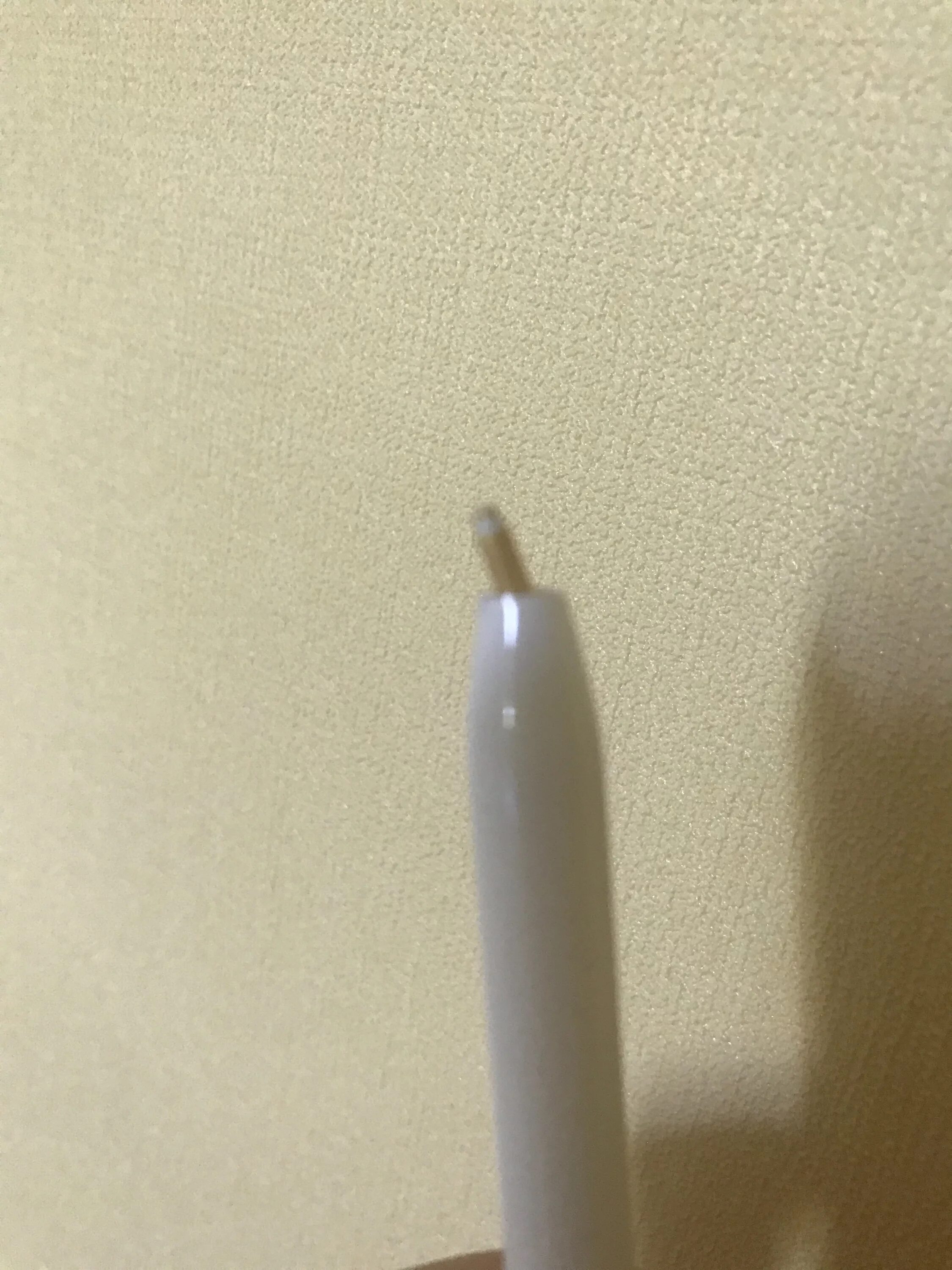 Наконечники на эпл пенсил 2. Наконечник Apple Pencil 2. Apple Pencil 2 без наконечника. Стертый наконечник Apple Pencil.