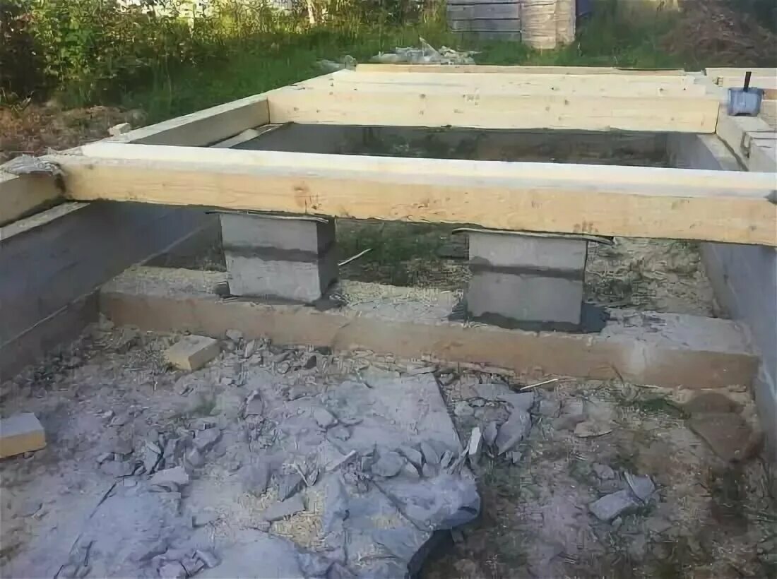 Пол на фундаменте. Пол на фундаменте. Лаги 100х50. Пол на фундаменте. Ростверк из бруса 150х150.