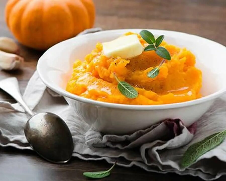 Тыквенное пюре без сахара. Тыквенное пюре. тыквенное пюре для грудничка. пюре из тыквы с курагой. морковно тыквенное пюре.