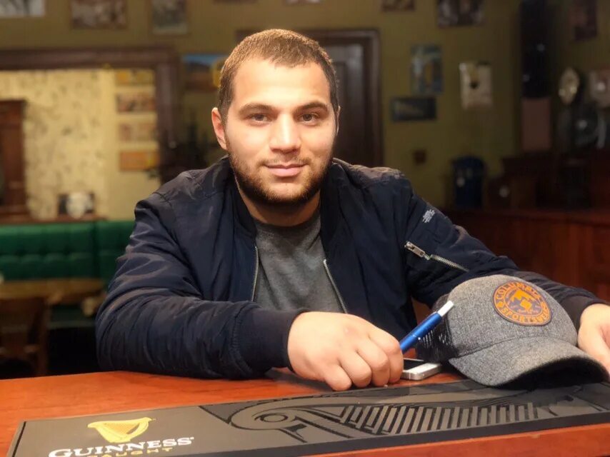 Ara hovhannisyan football player. Нарек оганесян. Нарек оганесян москва. Нарек оганесян. Сержик оганесян.