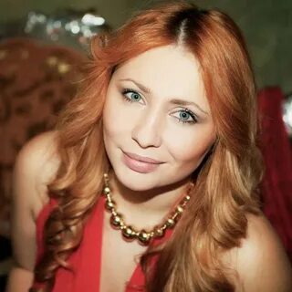 Рыжая певица
