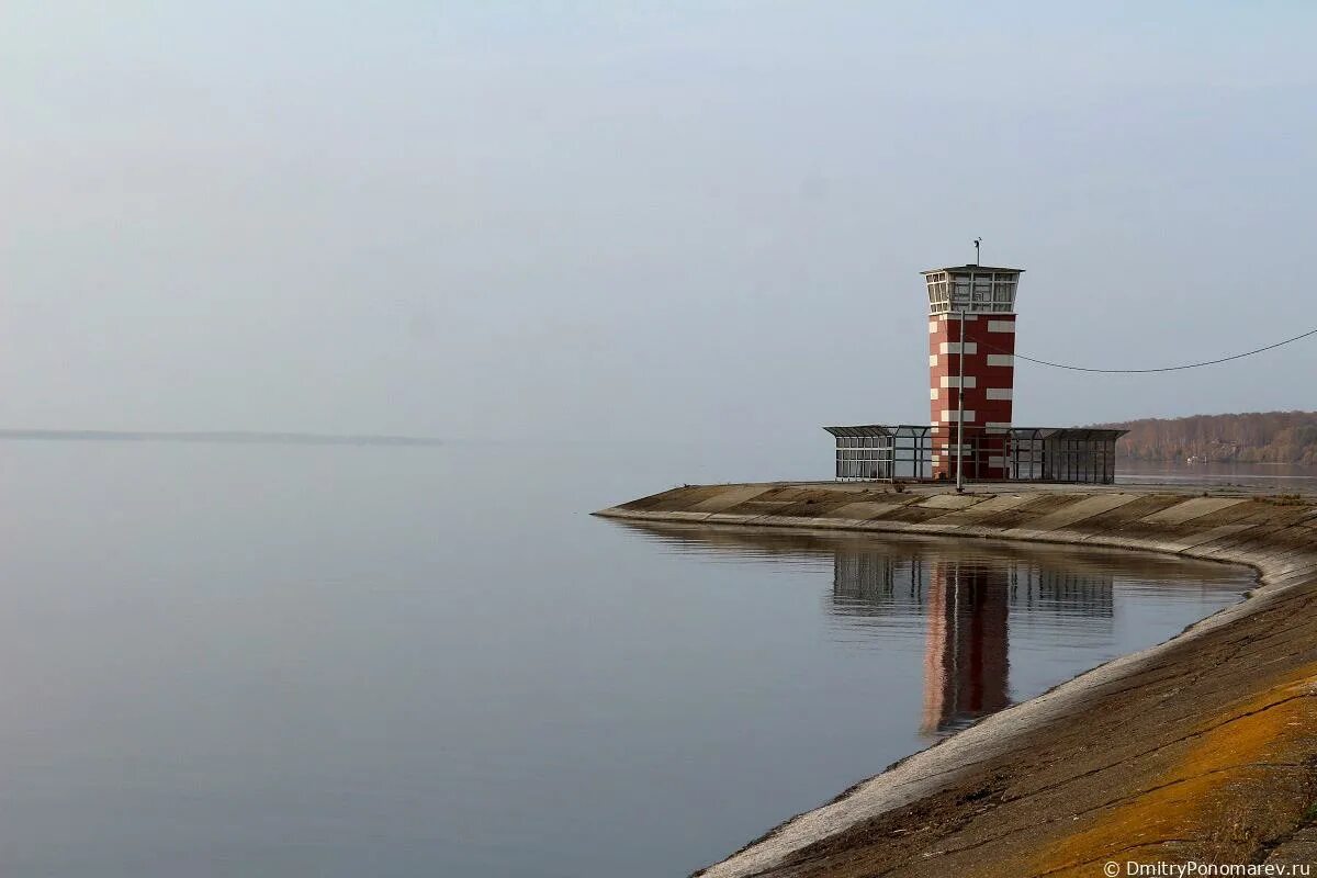 Почему закрыли маяк. Маяк Городец. Маяк Городецкий Мурманской области. Маяк на Горьковском водохранилище. Маяк ГЭС Новосибирск.