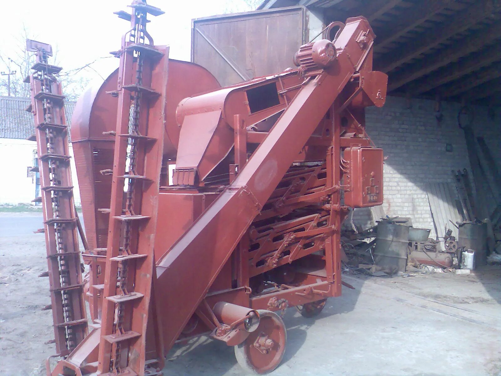 Очиститель вороха самопередвижной агрострой. Сортировка 25. Сортировка 25. Сортировка 25. Овс 25.