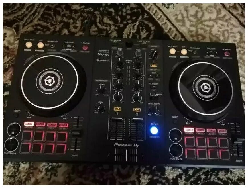 Dj контроллер pioneer ddj 400. Pioneer 400 контроллер. контроллер ddj 400. пульт dj pioneer 400. Ddj-400 pioneer rekordbox.