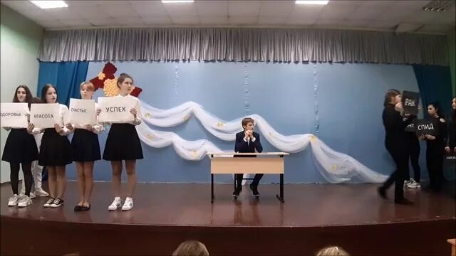 Учителя верейской сош 1 в 2013 г. Огэ как проходит. Верейская сош 19. Верейская сош 19 орехово-зуево. Моу верейская сош 19.