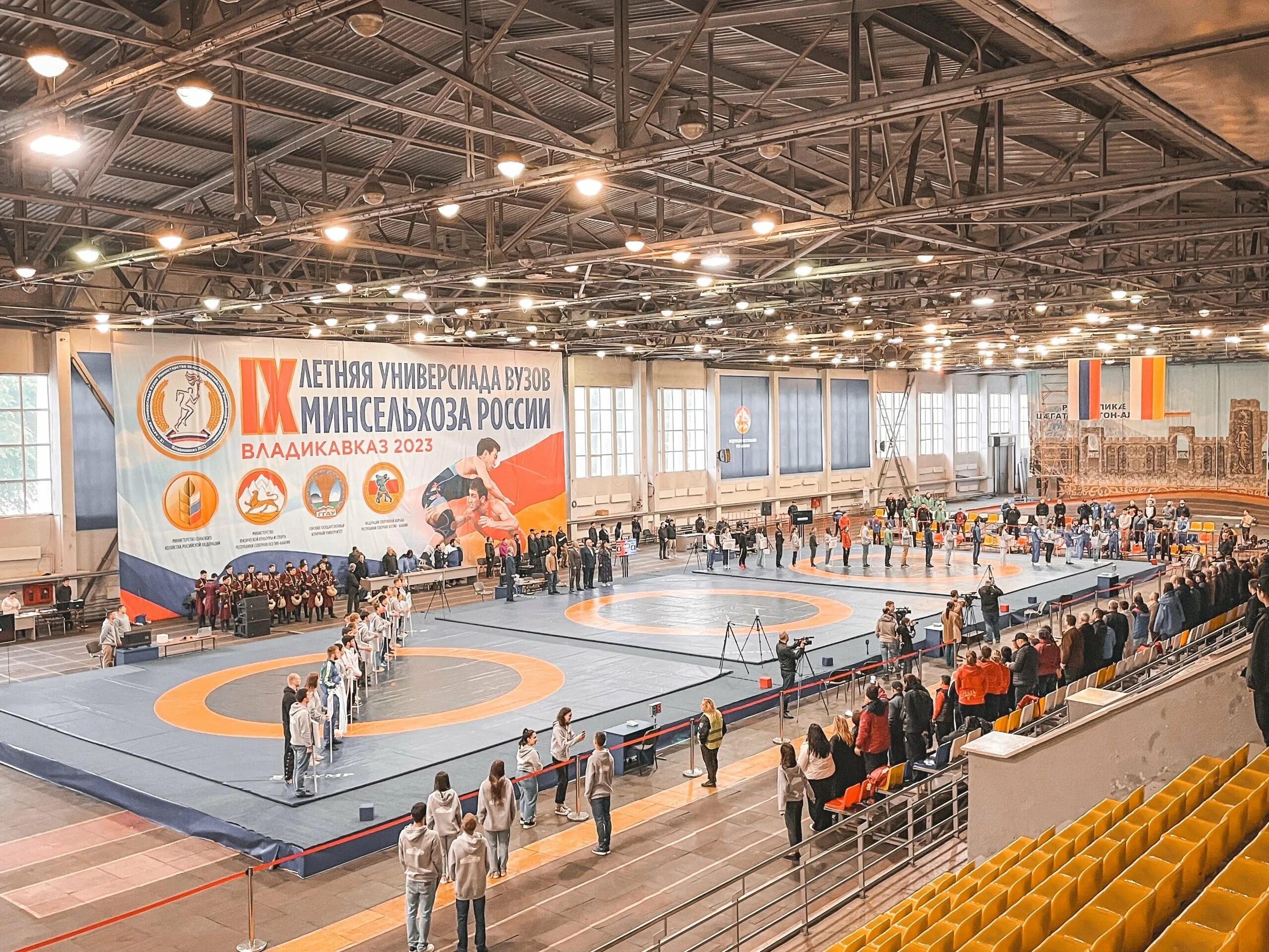 минсельхоз универсиада. манеж красноярск. омский гау сцена. спартакиада минсельхоз вузов 2023 уфа. греко римская борьба.