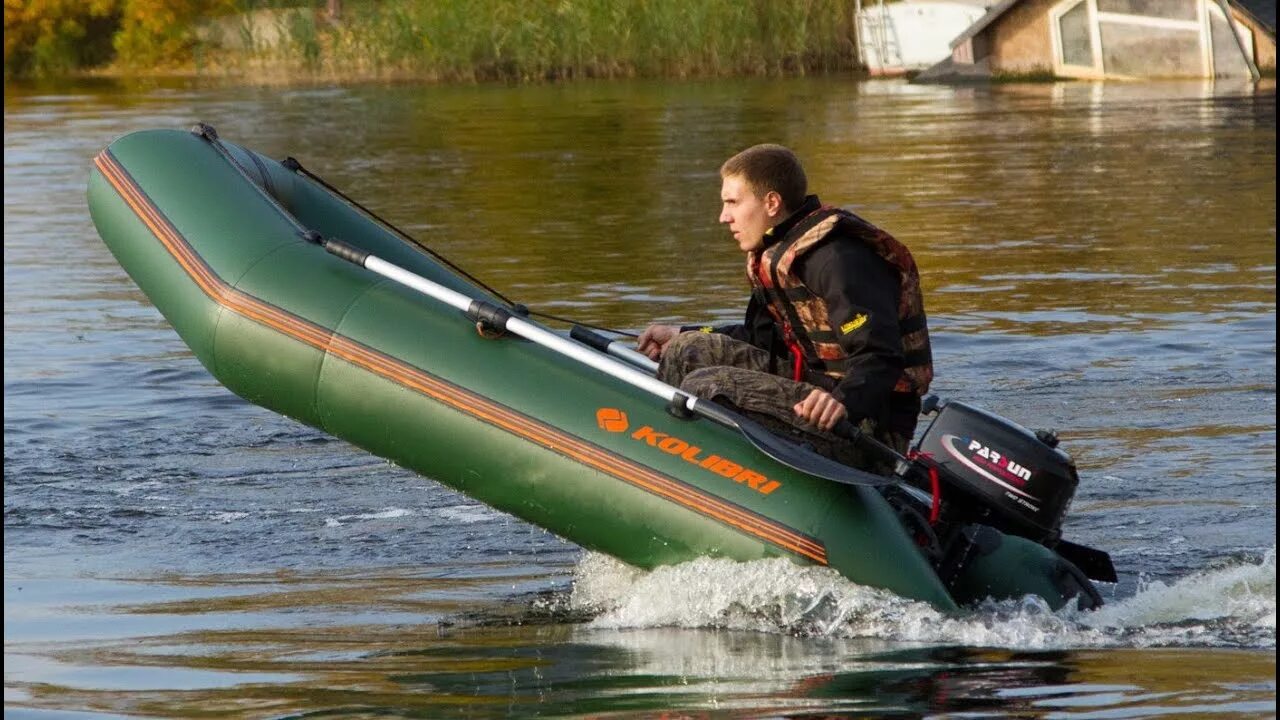 Лодки пвх покажи. Лодка Колибри км 200. Лодка Колибри км 300. Лодка ПВХ "Кантегир-300" новый (надувное дно) гребная зеленая. Лодка ПВХ дельфинирует.