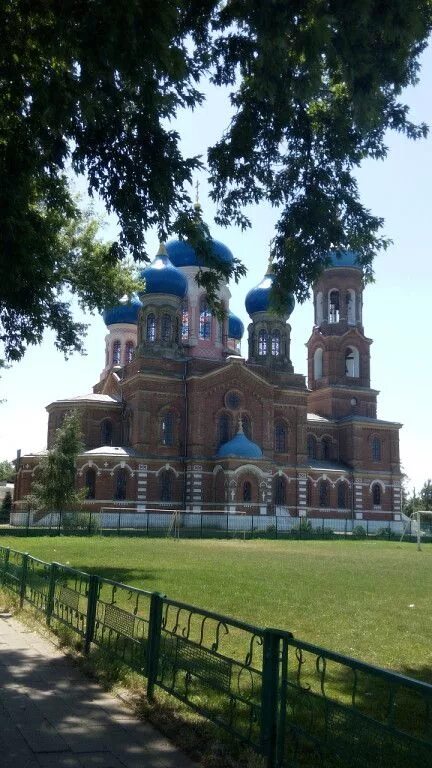 Церковь рождества пресвятой богородицы ванадзор. Воронежская краснодарский край население. Воронежская краснодарский край население. Воронежская краснодарский край население. Станица воронежская рождество богородицы церковь.