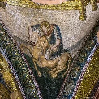 Мозаика и фреска