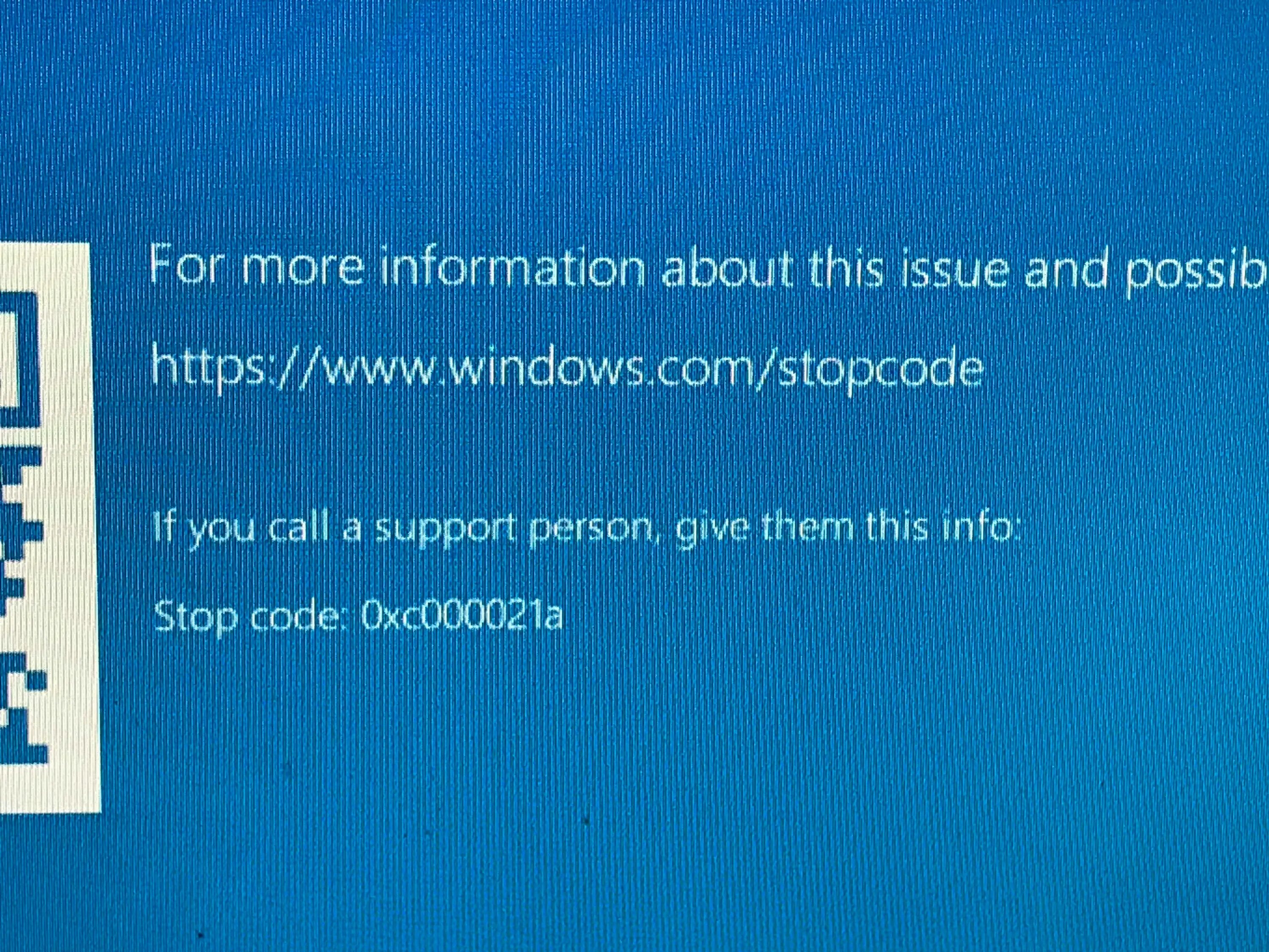 0xc000021a. BSOD 0xc000021a. 0xc000021a Windows 10. Ошибка на виндовс 10 0xc000021a. Error code 21