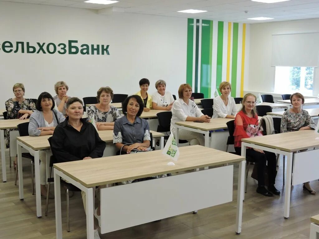 Академия 21. Курсы косметолога в екатеринбурге. Академия 21. Академия 21 век. Академия 21.