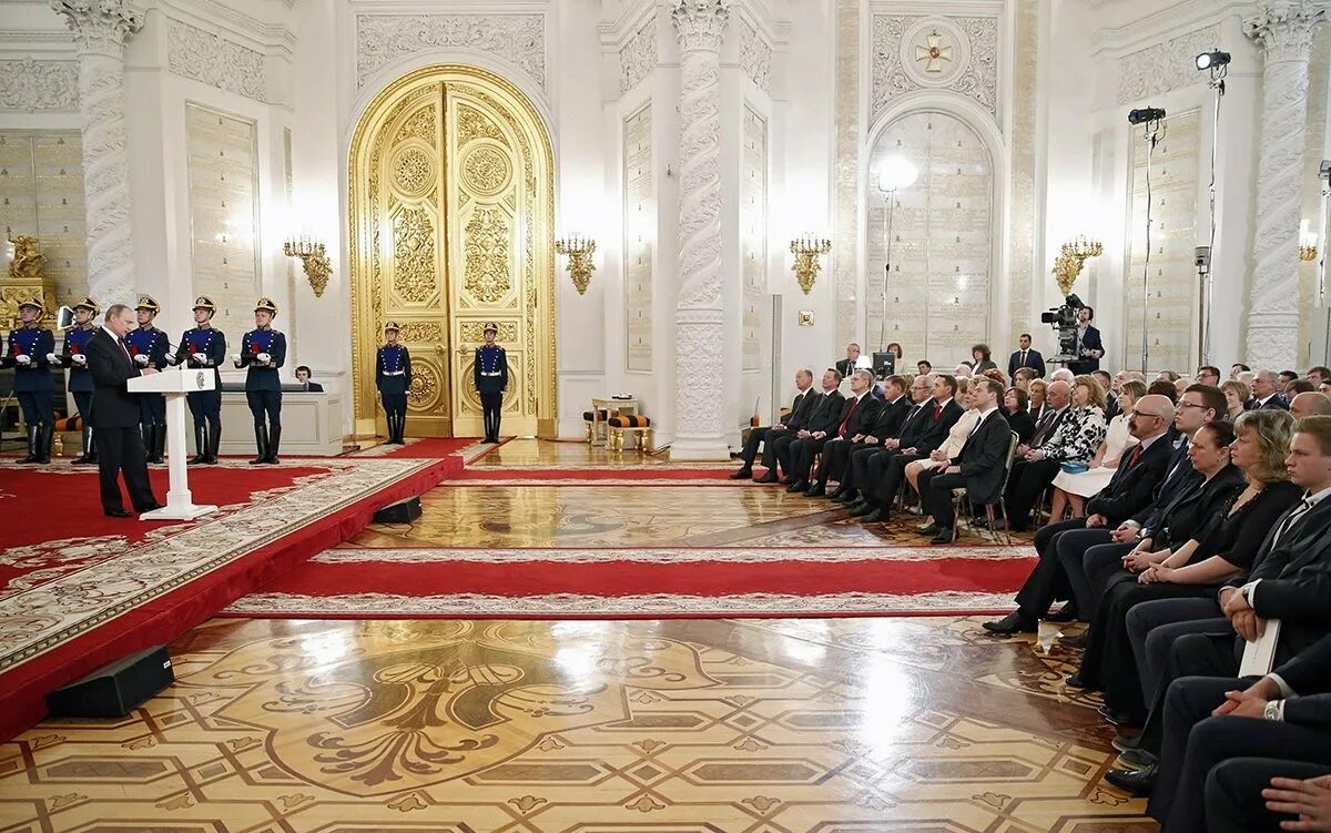 Президентское мероприятие. Георгиевский зал Кремля. Георгиевский зал инаугурация президента.