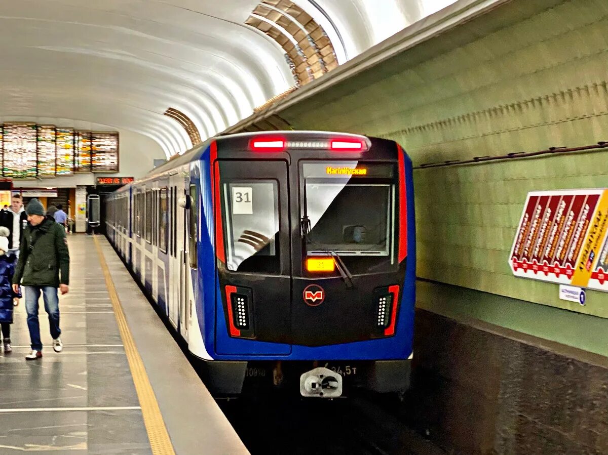 81-717. 81-717. Номерной 81-717. Поезда метро минска. Вагон метро минск.