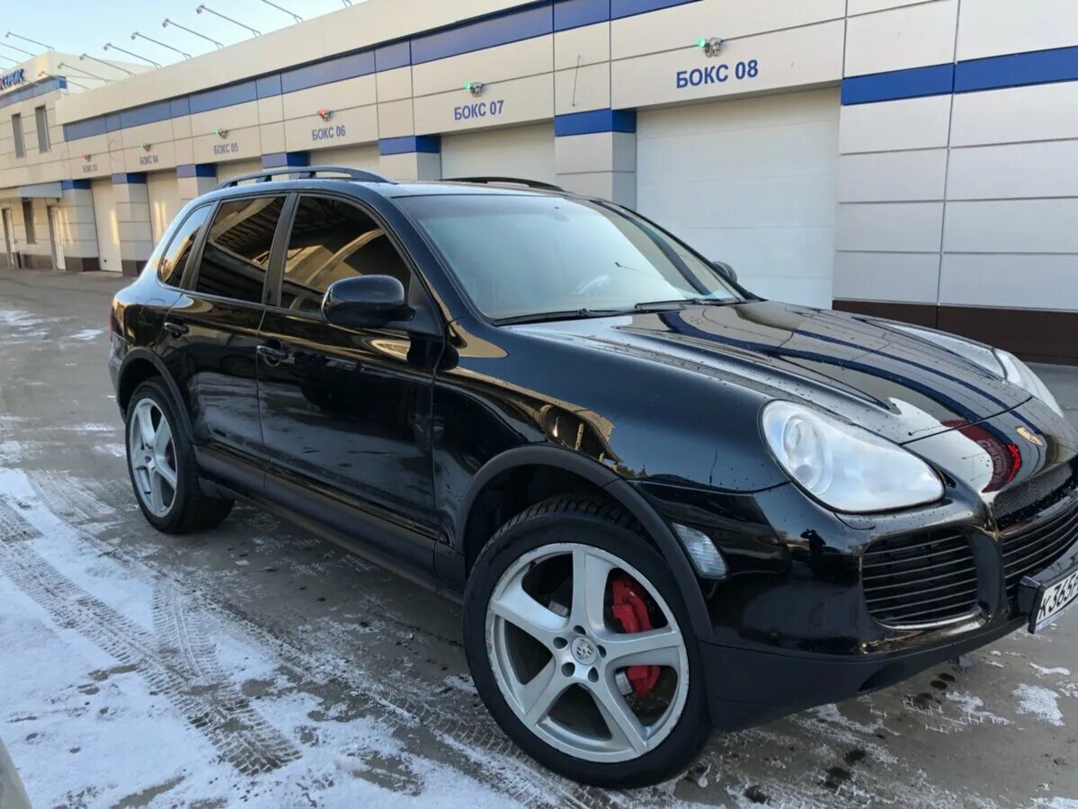 Порше кайен 2005. Порше кайен 955 черный. porsche cayenne 955 2005. порше кайен 2005 года черный. порше кайен 955 2005.