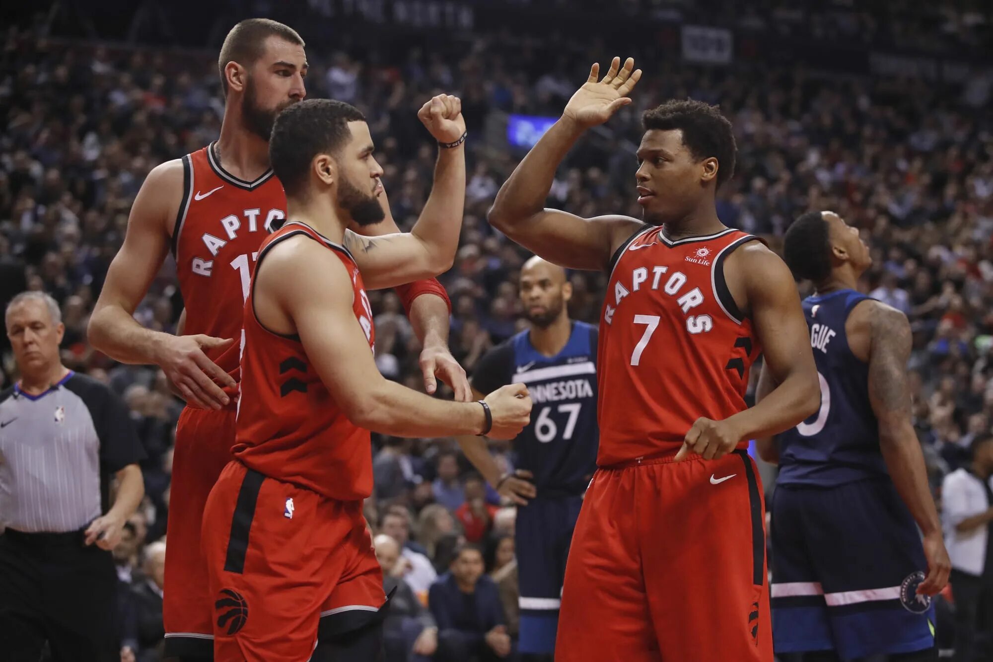 Toronto raptors. Команда Toronto Raptors. Jordan Toronto Raptors. Игроки Торонто Рэпторс под номером 0.