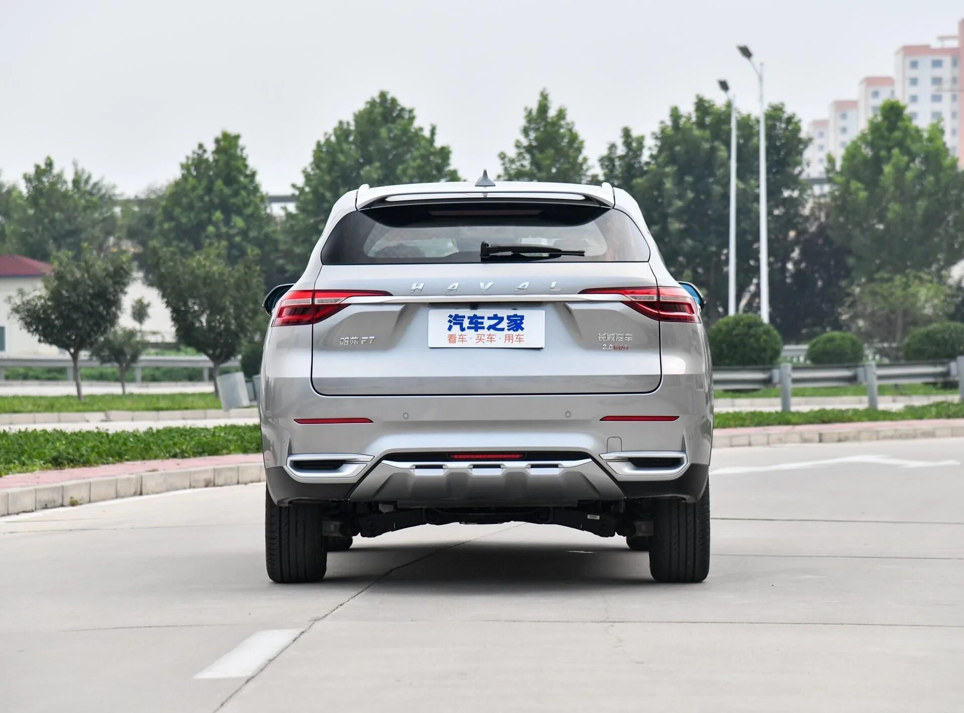 Хавал прятки. Haval f7 2025. хавал ф7 рестайлинг 2025. хавал ф7 2025 новый кузов.