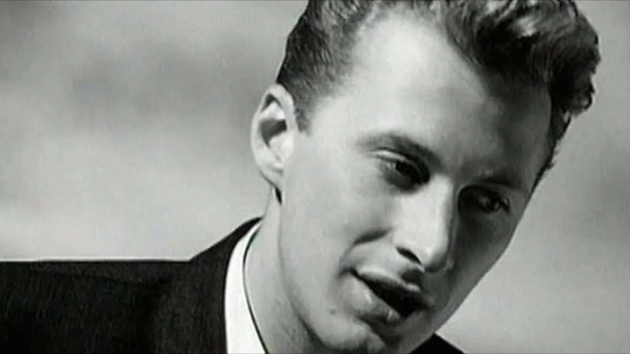 It is wonderful life please could. Колин вирнкоумб. black певец wonderful life. black colin vearncombe. колин вирнкоумб в молодости.