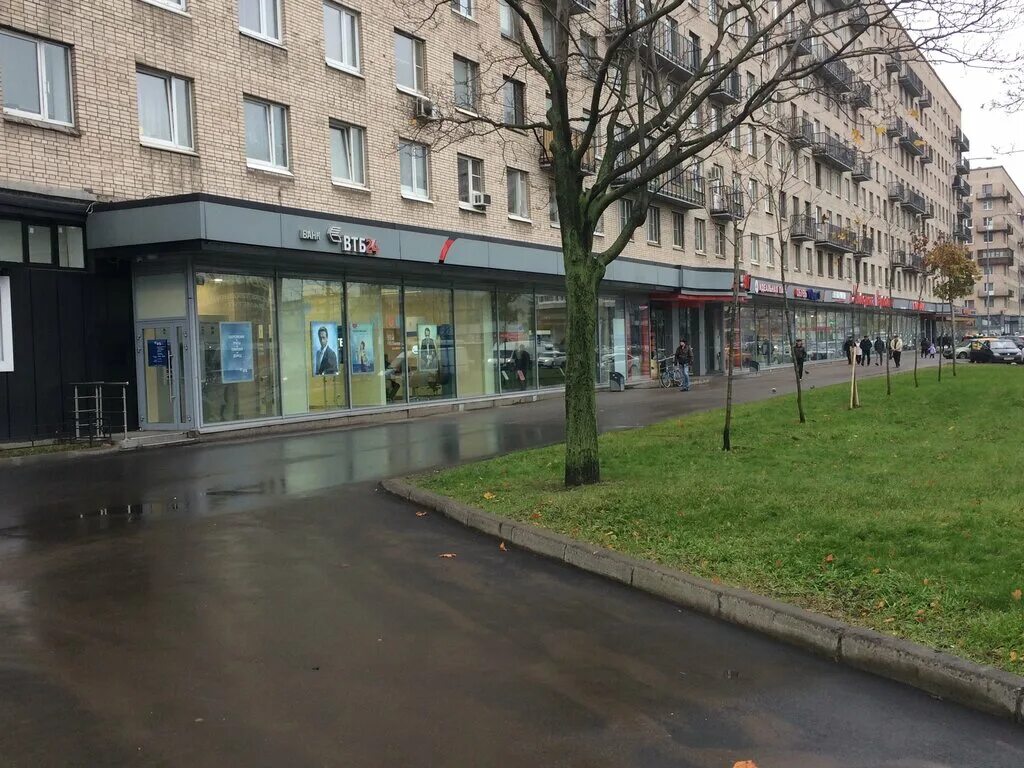 Ленинский 69 втб. Центробанк на ленинском проспекте. банк втб ленинский просп 69 фото.