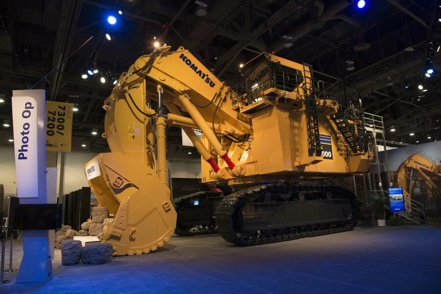 Komatsu pc4000. Komatsu pc4000-6. komatsu pc4000-11. комацу 4000 экскаватор. коматсу пс 4000.