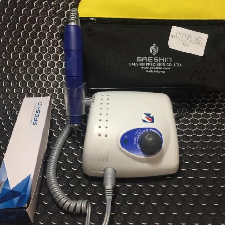 Фрезер для маникюра стронг 210. Стронг 210 аппарат для маникюра. Оригинальные аппараты стронг. Аппарат strong 210/105l. Аппарат стронг 210 105 l.