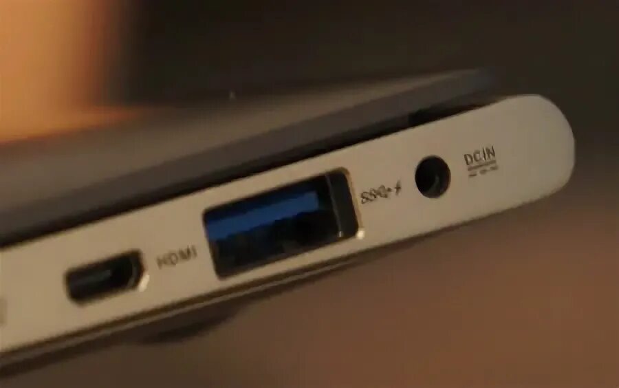 Определяется через usb. Двди пишет bo usb. lsusb.
