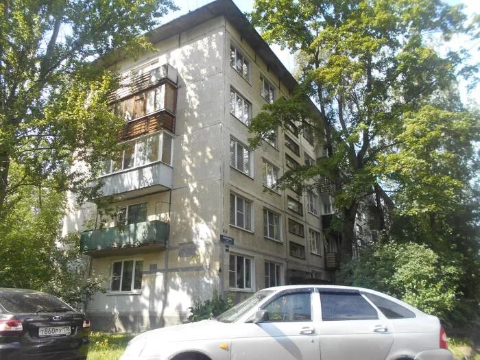 Будапештская 13 к 3. , 74к1. 1-лг-504-3. Будапештская 71 к4. 104.