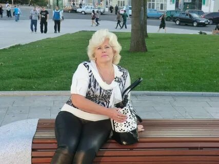 До сих пор дамы