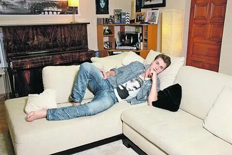 Где жил воробьев